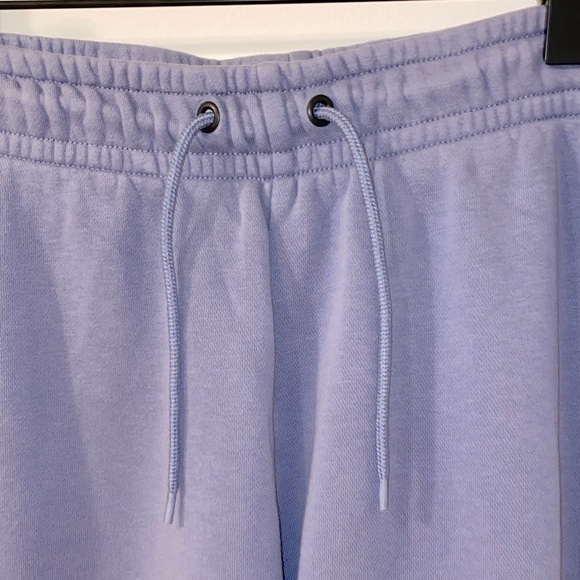 Nike Lavender Joggers with Black Logo Size Medium - Picture 12 of 12